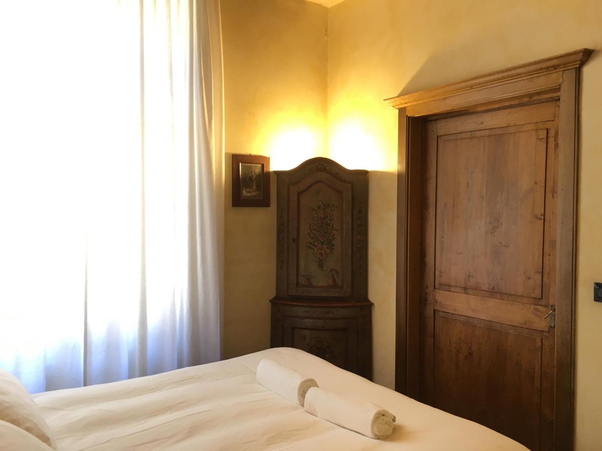 Garibaldi Suite Torino Esterno foto